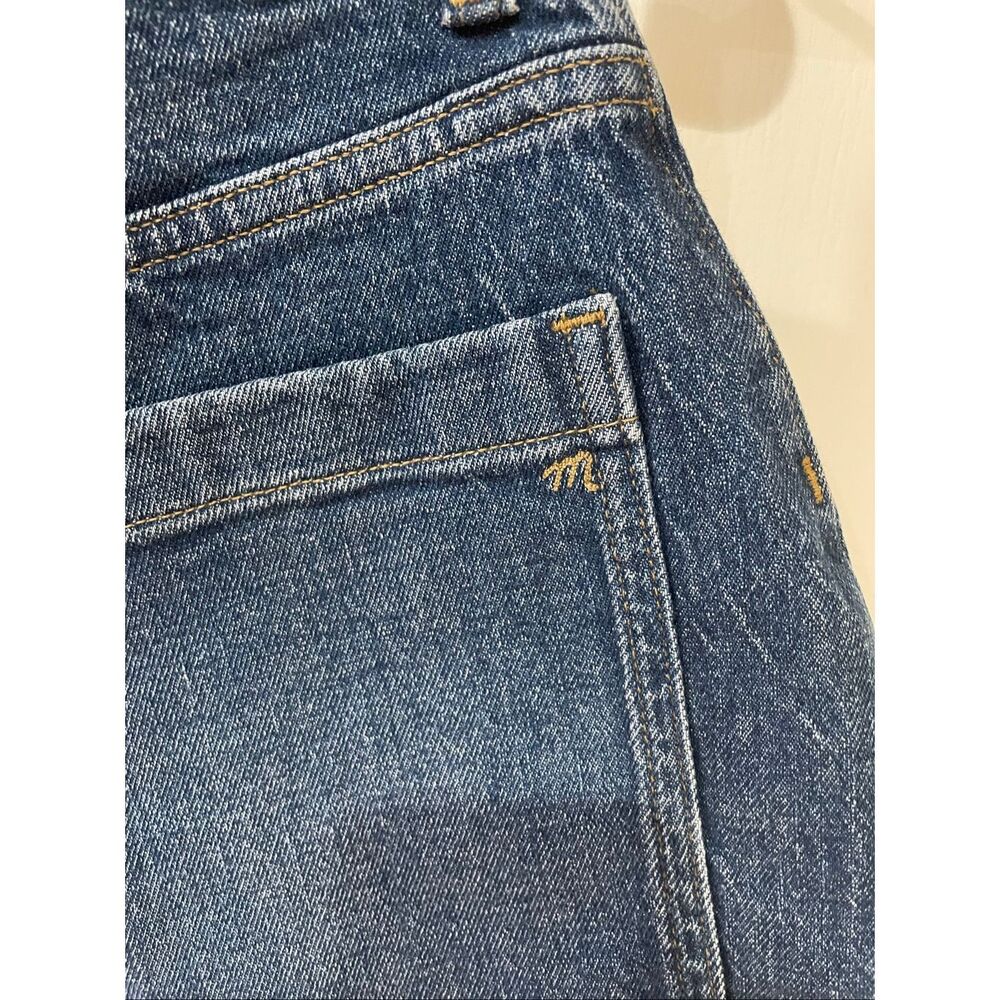 Madewell Curvy Emmett Shorts in a dark wash denim NWT - Picture 6 of 8